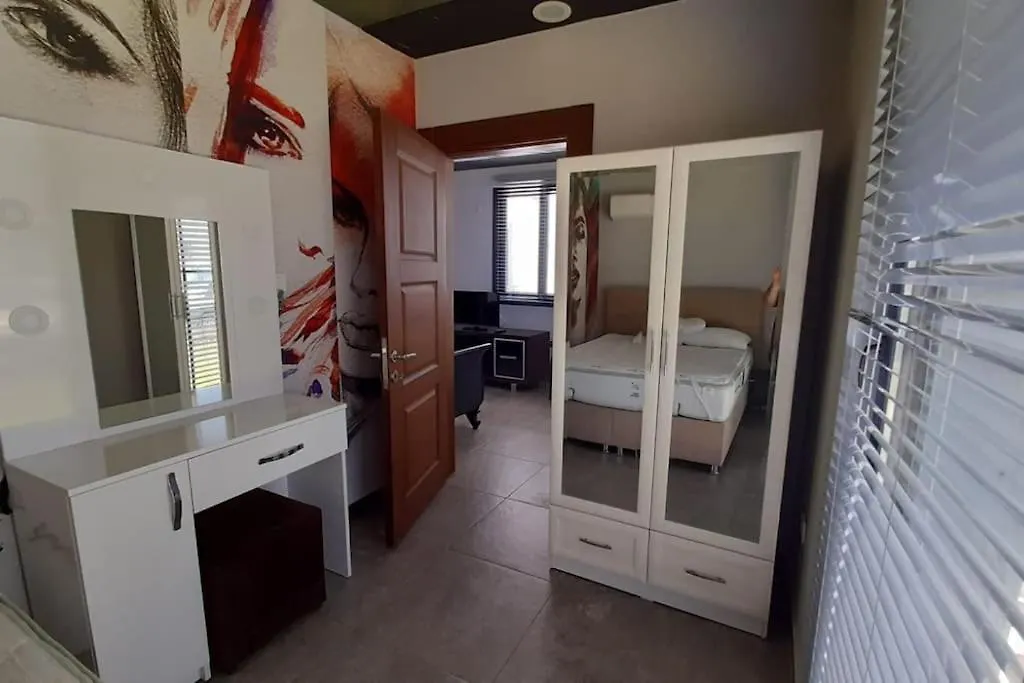 Denize-Parka 100 M Fethiye Calis Mevkii Apartment