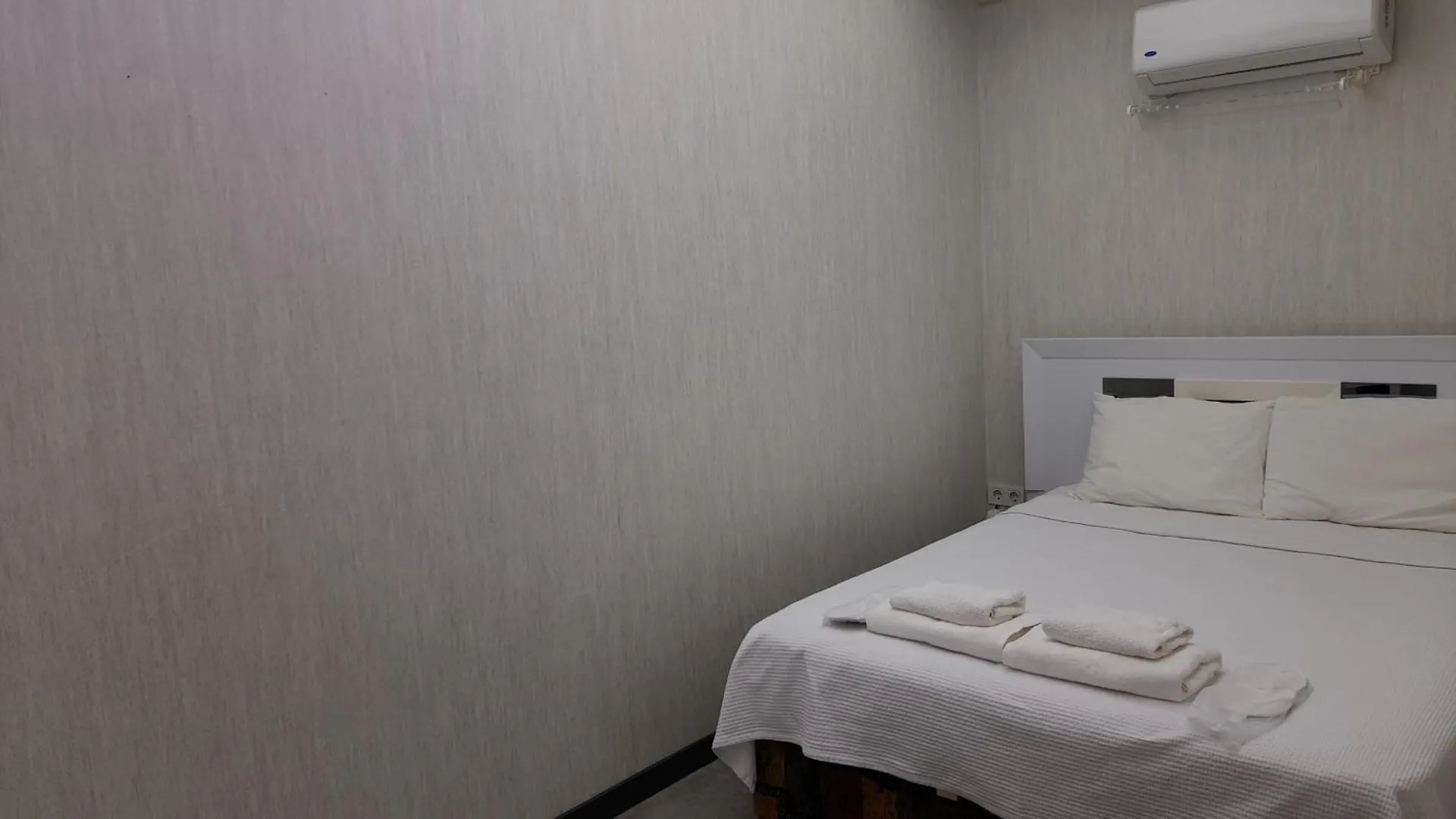 Denize-Parka 100 M Fethiye Calis Mevkii Apartment